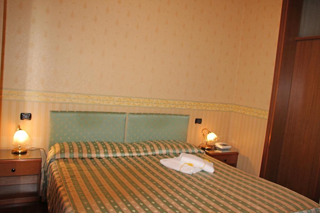 Albergo Ristorante Leon D'Oro Noventa di Piave Exterior photo