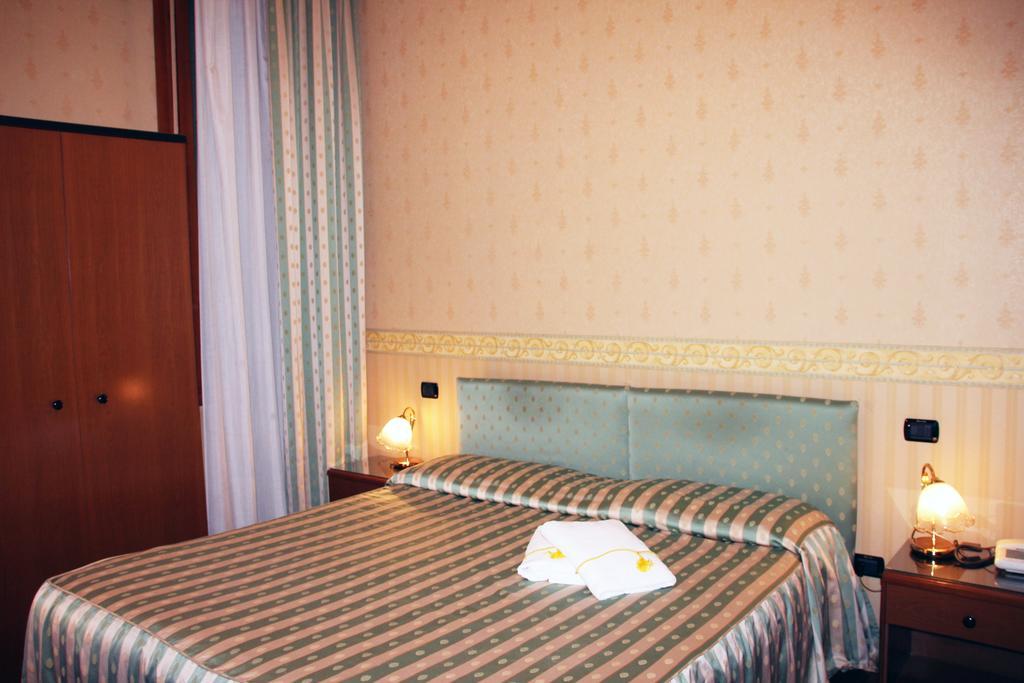 Albergo Ristorante Leon D'Oro Noventa di Piave Exterior photo