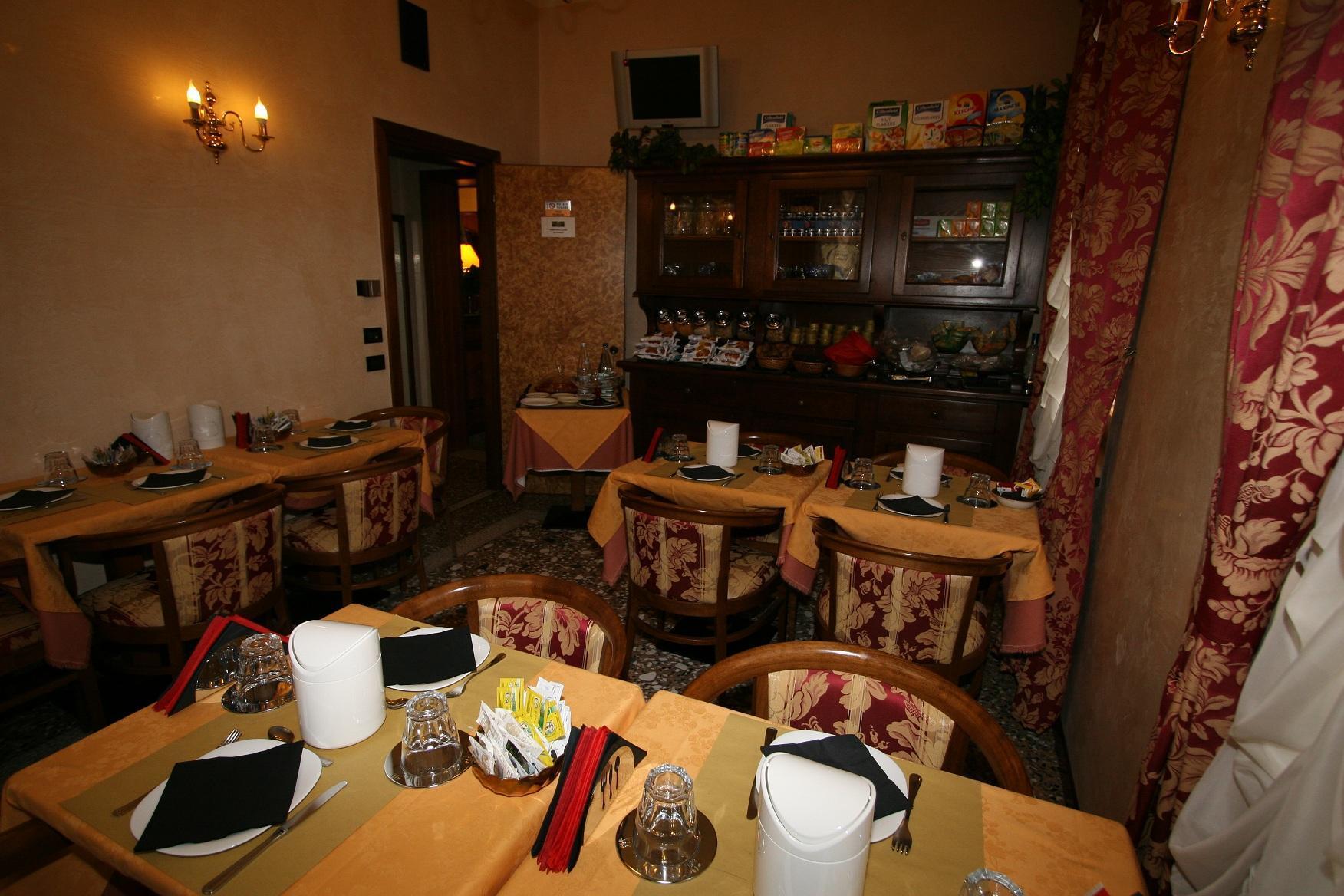 Albergo Ristorante Leon D'Oro Noventa di Piave Exterior photo
